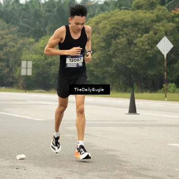 Runner Photo 7486693