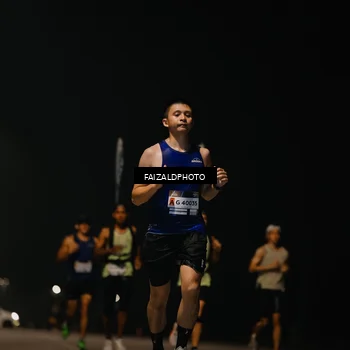 Runner Photo 7486721