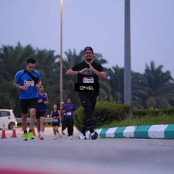 Runner Photo 7486726