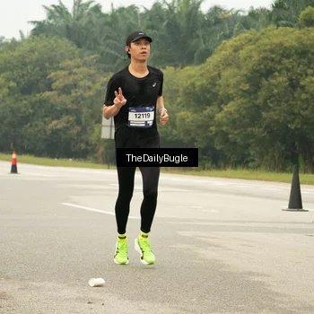 Runner Photo 7486732