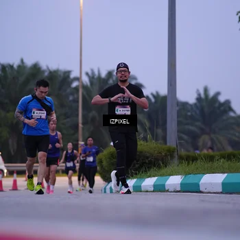 Runner Photo 7486744