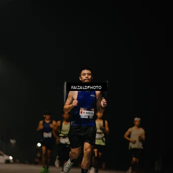 Runner Photo 7486765