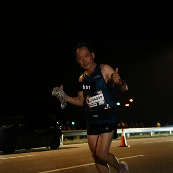 Runner Photo 7486823