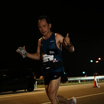 Runner Photo 7486826