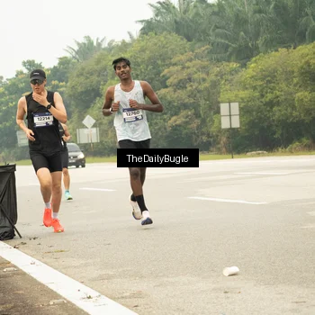 Runner Photo 7486891