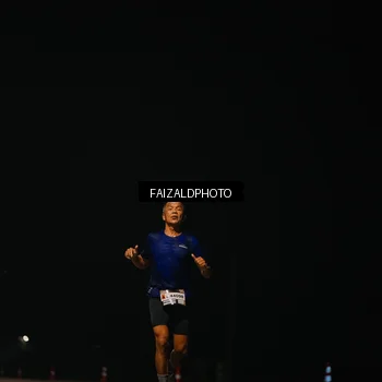 Runner Photo 7486892