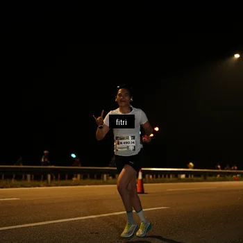 Runner Photo 7486894