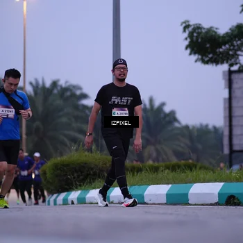 Runner Photo 7486917