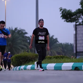 Runner Photo 7486931