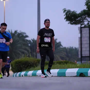 Runner Photo 7486966