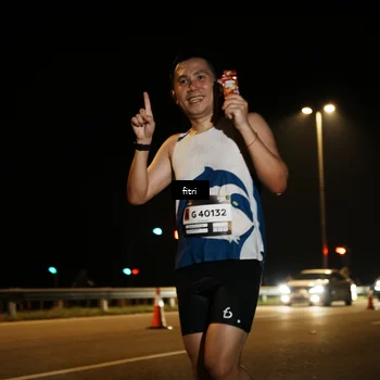 Runner Photo 7486971