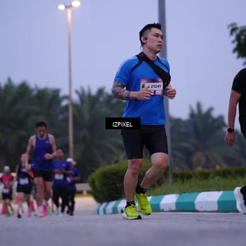 Runner Photo 7486989