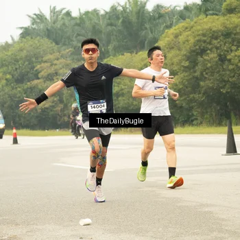 Runner Photo 7487003