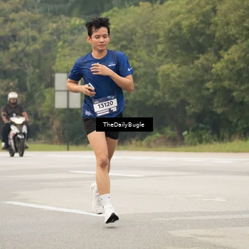 Runner Photo 7487015