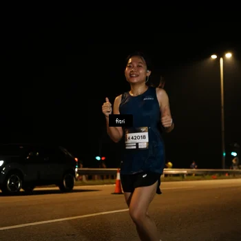 Runner Photo 7487021