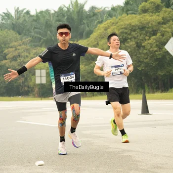 Runner Photo 7487035