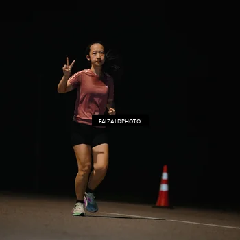 Runner Photo 7487038