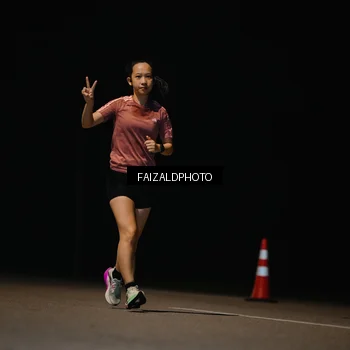 Runner Photo 7487046