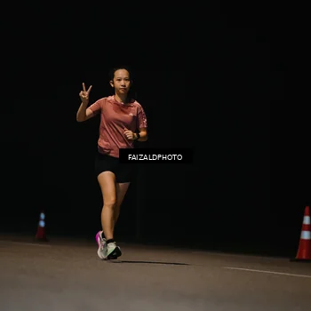 Runner Photo 7487071