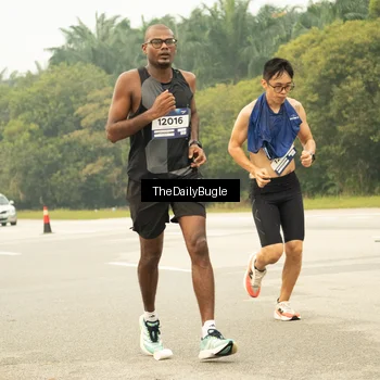 Runner Photo 7487076