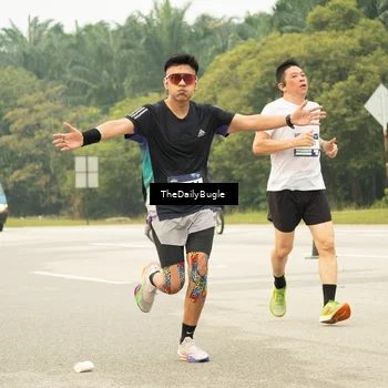 Runner Photo 7487077