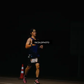 Runner Photo 7487092