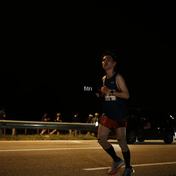 Runner Photo 7487109