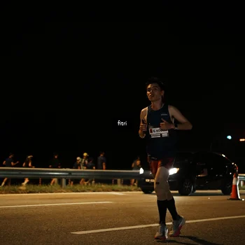 Runner Photo 7487114