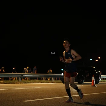 Runner Photo 7487116