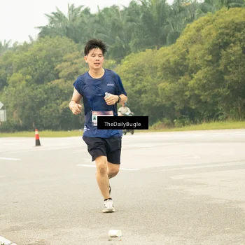 Runner Photo 7487126