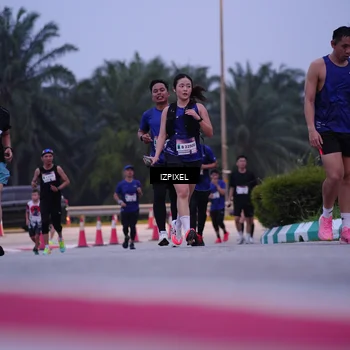 Runner Photo 7487134