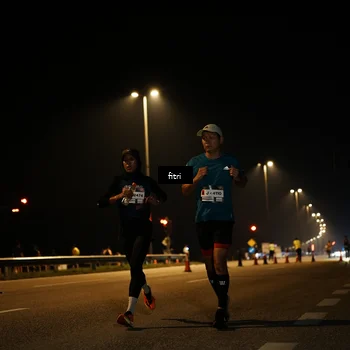Runner Photo 7487135