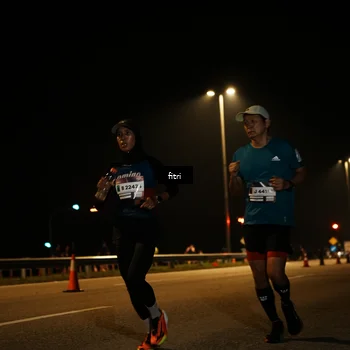 Runner Photo 7487139