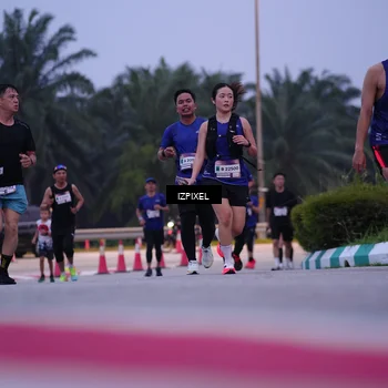 Runner Photo 7487141