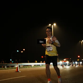 Runner Photo 7487149