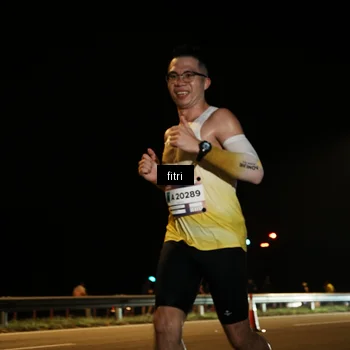 Runner Photo 7487161