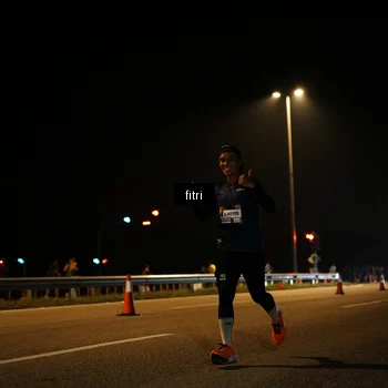 Runner Photo 7487188