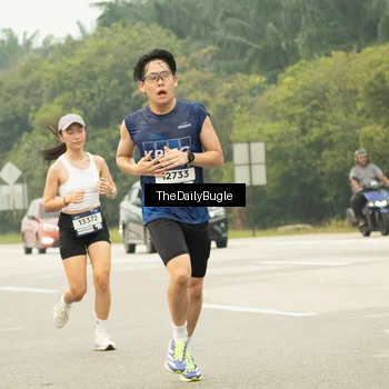 Runner Photo 7487198