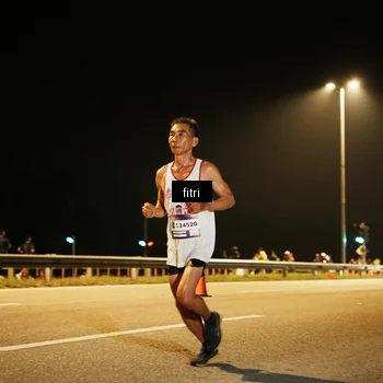 Runner Photo 7487211