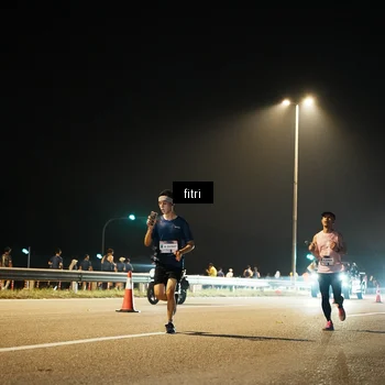 Runner Photo 7487236