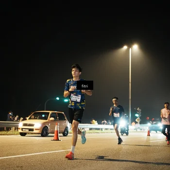 Runner Photo 7487238