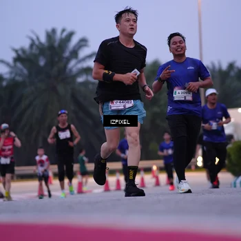 Runner Photo 7487241