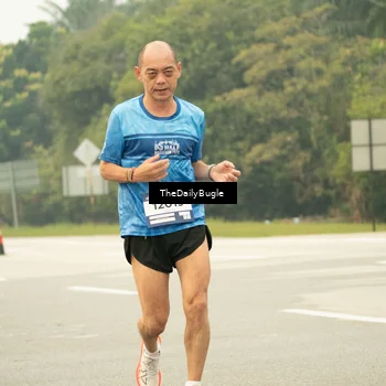 Runner Photo 7487250