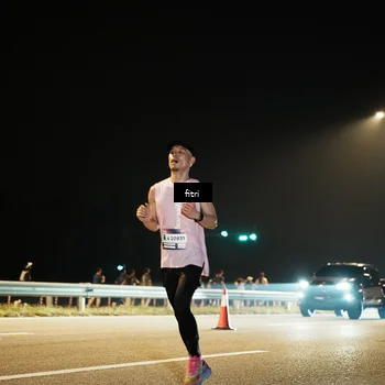 Runner Photo 7487256