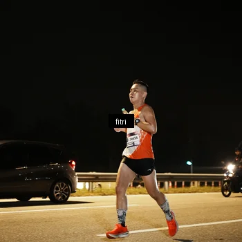Runner Photo 7487275