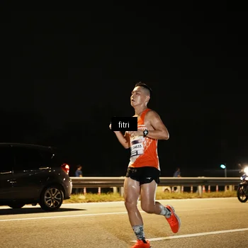 Runner Photo 7487278