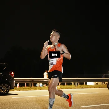 Runner Photo 7487284