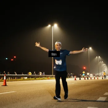 Runner Photo 7487317