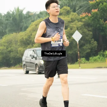 Runner Photo 7487358