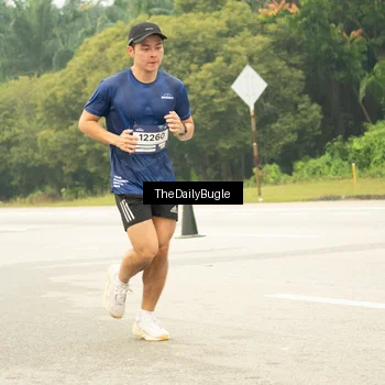 Runner Photo 7487388